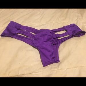 Cut out booty shorts